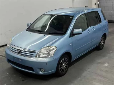 Toyota RAUM