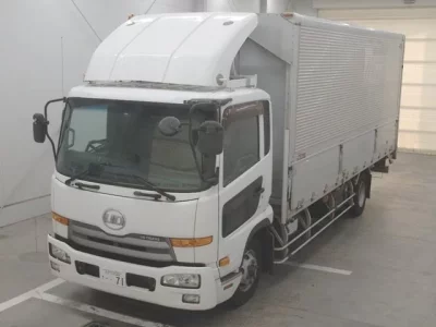 Nissan CONDOR