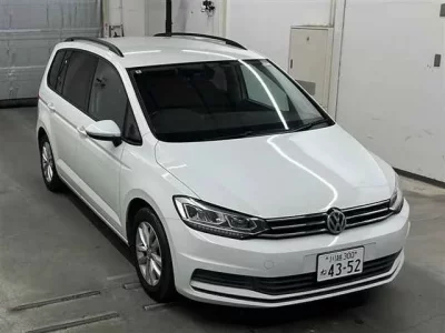 Volkswagen GOLF TOURAN
