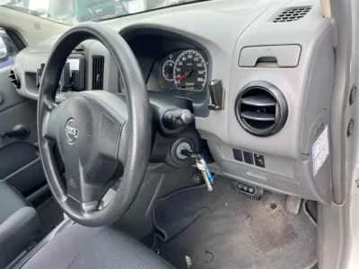 Nissan AD