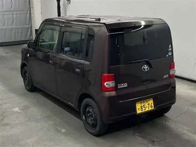 Toyota PIXIS SPACE