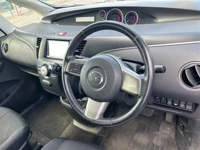 Mazda BIANTE