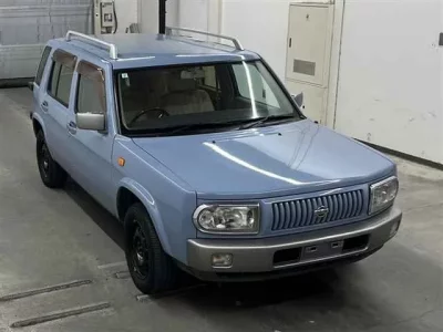 Nissan RASHEEN