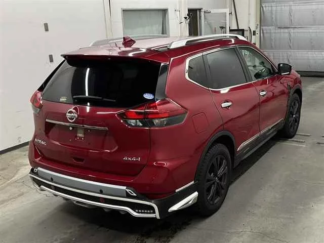 Nissan X-TRAIL