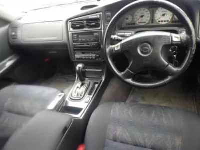 Nissan STAGEA