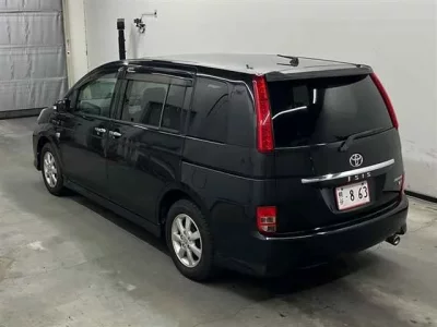 Toyota ISIS