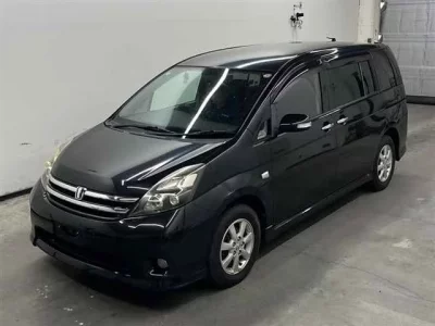 Toyota ISIS