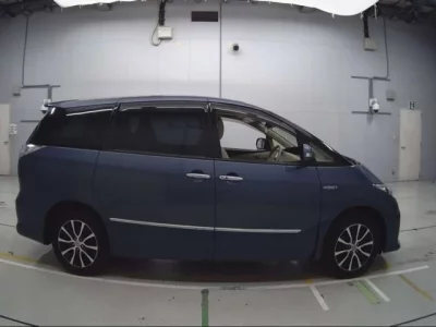 Toyota ESTIMA HYBRID