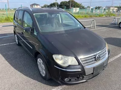 Volkswagen GOLF TOURAN