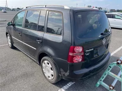 Volkswagen GOLF TOURAN