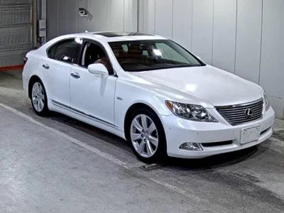 Lexus LS