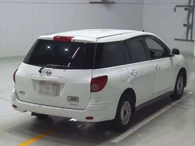 Nissan AD