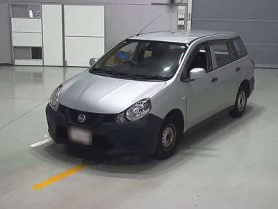 Nissan AD