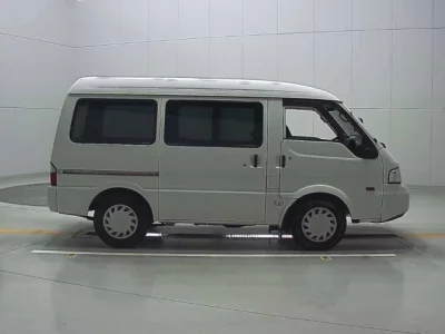 Mazda BONGO VAN