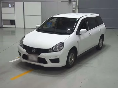 Nissan AD
