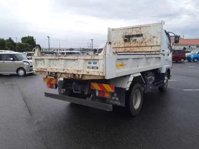 Mitsubishi FUSO FIGHTER