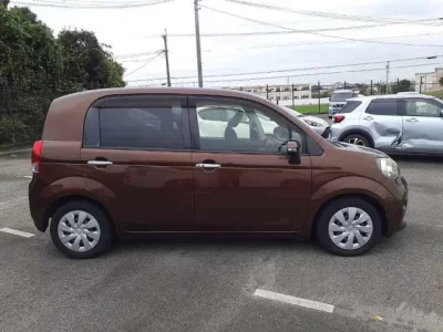 Toyota PORTE
