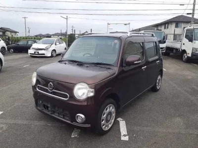 Daihatsu MIRA