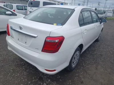 Toyota COROLLA AXIO