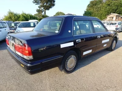 Toyota CROWN COMFORT