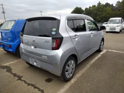 Daihatsu MIRA E S