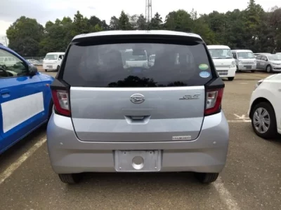 Daihatsu MIRA E S