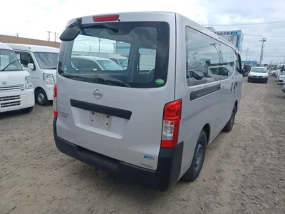 Nissan CARAVAN VAN