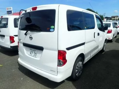 Nissan NV200