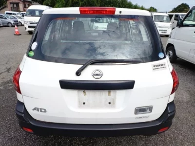 Nissan AD