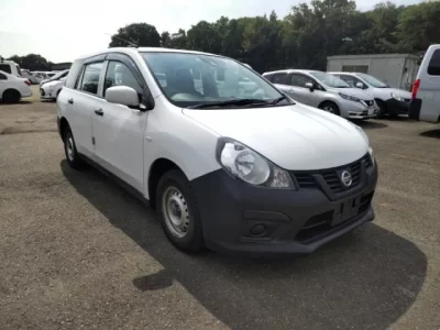 Nissan AD
