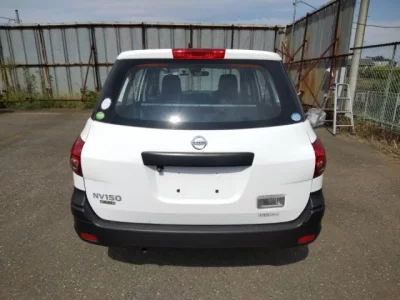 Nissan AD