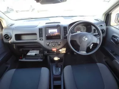 Nissan AD