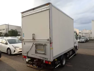 Nissan ATLAS