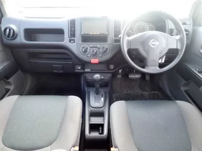 Nissan AD