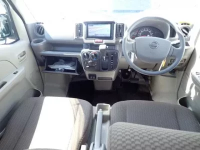 Nissan CLIPPER VAN