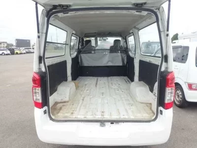 Nissan CARAVAN VAN