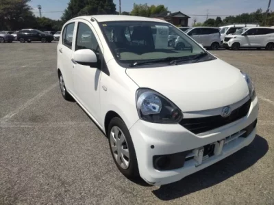 Daihatsu MIRA E S