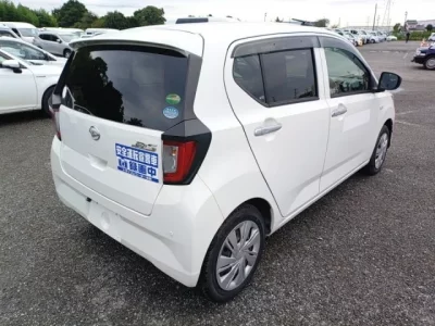 Daihatsu MIRA E S