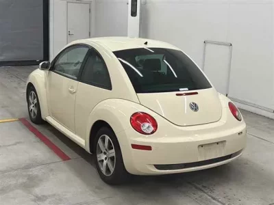 Volkswagen NEW BEETLE