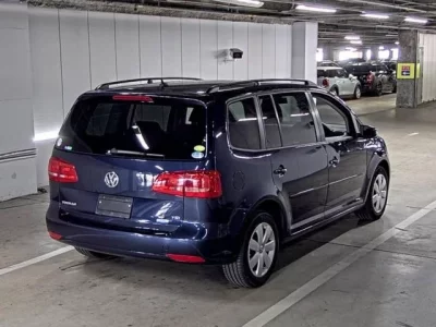Volkswagen GOLF TOURAN