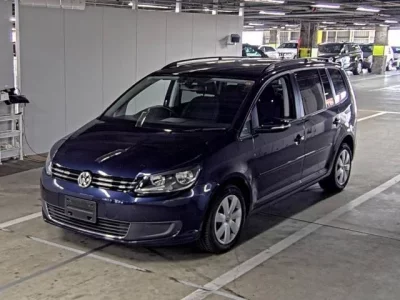 Volkswagen GOLF TOURAN