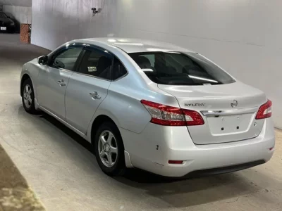 Nissan SYLPHY