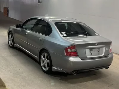 Subaru LEGACY B4
