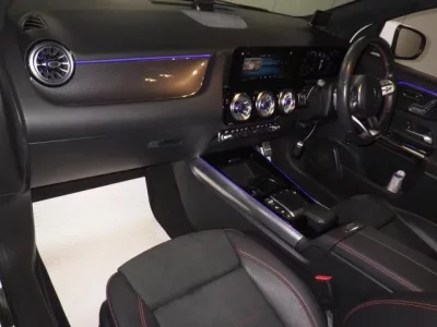 Mercedes-Benz GLA CLASS