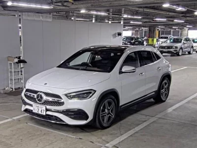 Mercedes-Benz GLA CLASS