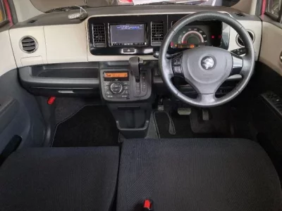 Suzuki MRWAGON