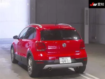 Volkswagen CROSS POLO