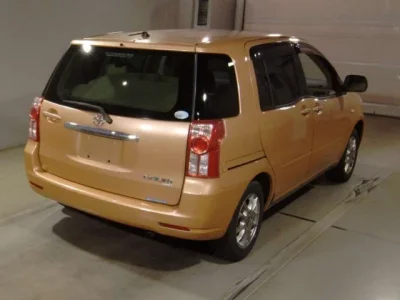 Toyota RAUM