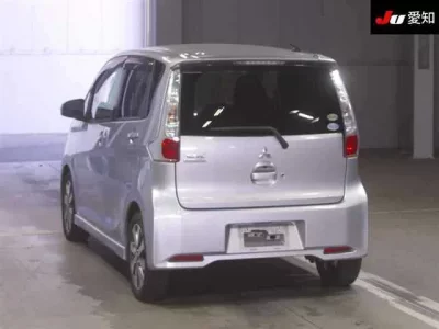 Mitsubishi EK CUSTOM