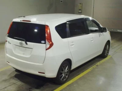Toyota PASSO SETTE